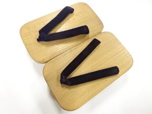 未使用品　男物桐下駄(23.5センチ)